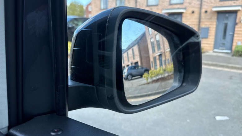 Ford Transit Connect 250 L2 Petrol 1.5 EcoBoost PHEV 150 Limited Van Auto